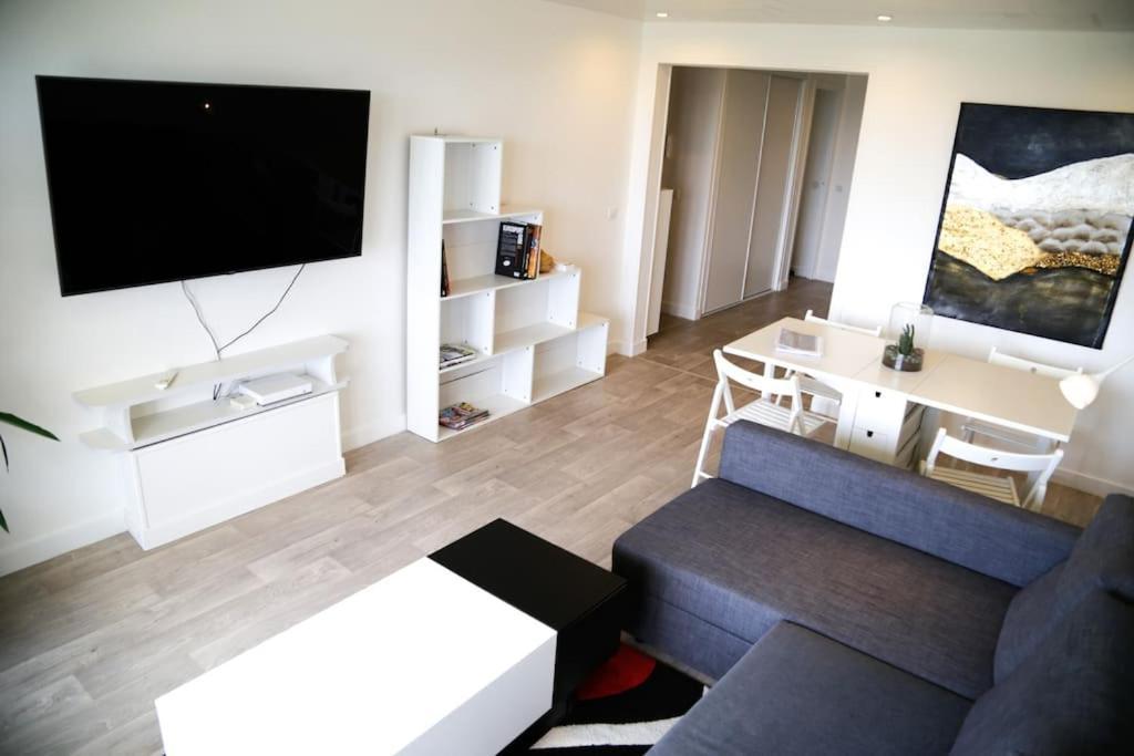 Le Refuge Blesois Avec Parking Prive - Blesois Refuge With Private Parking Apartment Блоа Екстериор снимка
